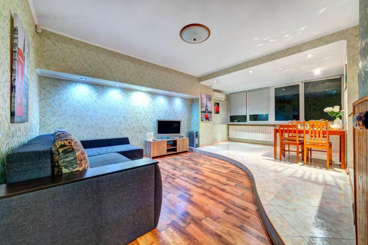Apartments Of Bogdan Khmelnitsky Kiev Ngoại thất bức ảnh