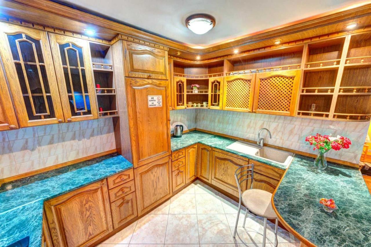 Apartments Of Bogdan Khmelnitsky Kiev Ngoại thất bức ảnh