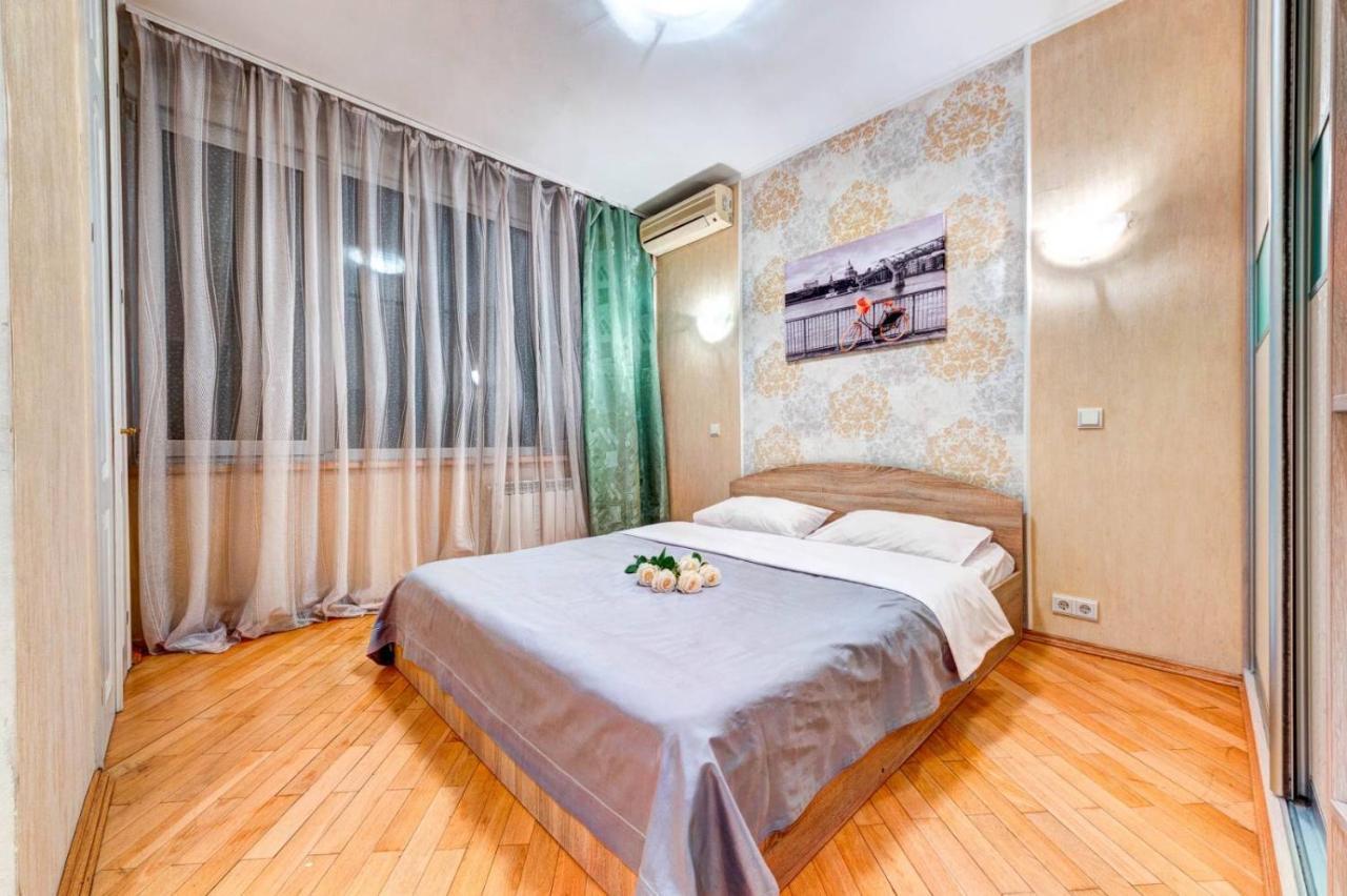 Apartments Of Bogdan Khmelnitsky Kiev Ngoại thất bức ảnh